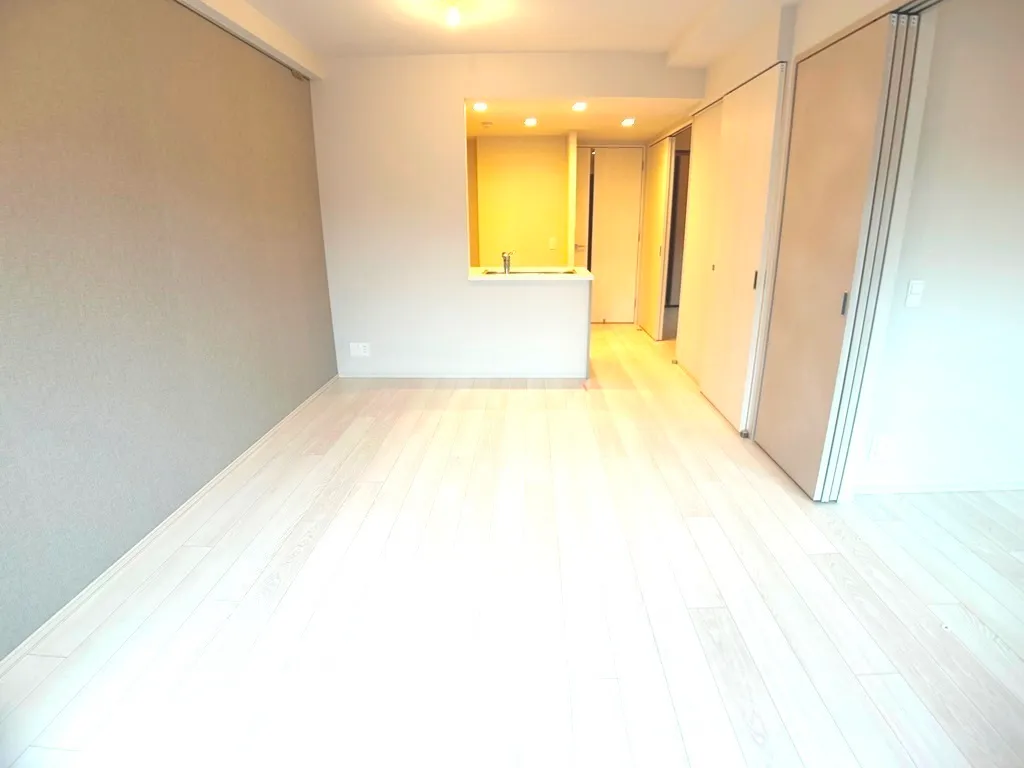 Lefon Progres Shimura Sakaue - Interior - ["Flooring", "Floor", "Wood flooring"]