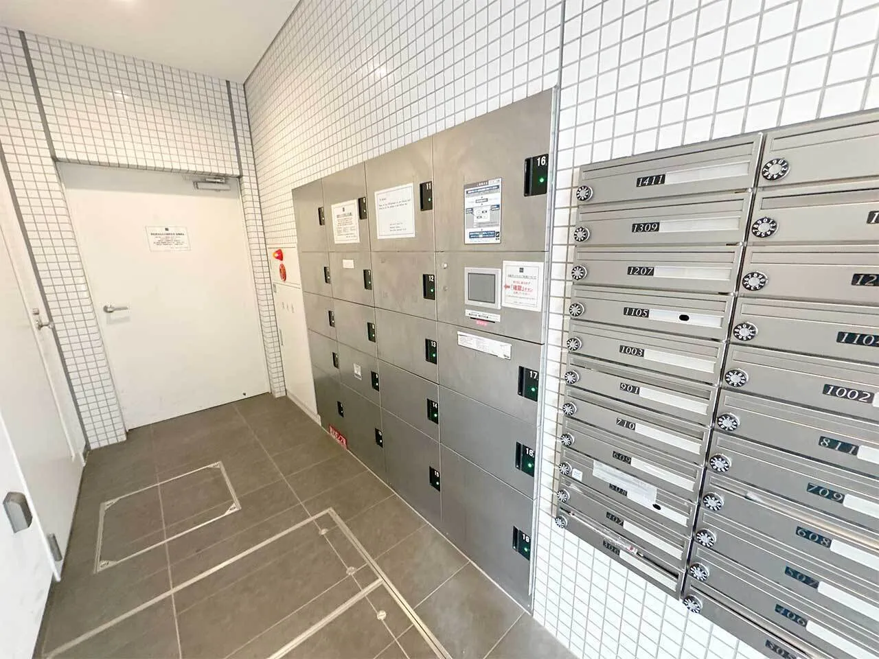 Mynavi Stay Keikyu Kamata Station - Exterior - ["Flooring", "Floor", "Tile Flooring"]