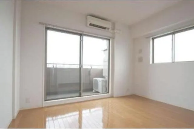 Park Cube Ueno - Interior - ["Property", "Room", "Building"]