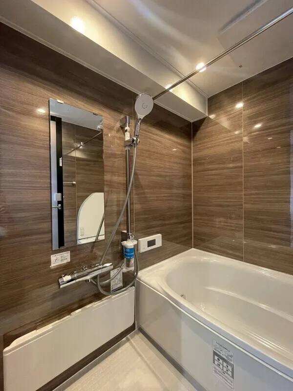 LUMIEC un Sasazuka - Interior - ["Flooring", "Plumbing fixture", "Interior design"]