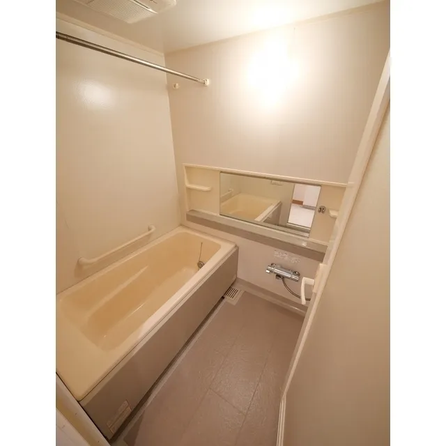 KDX Residence Gakugei Daigaku - Interior - ["Property", "Room", "Beige"]