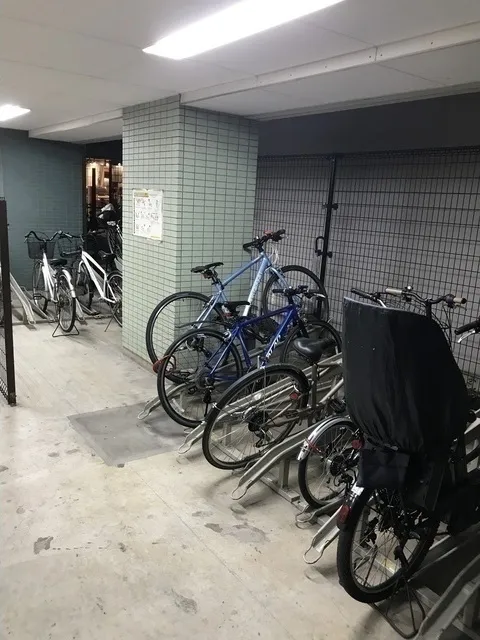 Comforia Nihonbashi - Other - ["Bicycle", "Bicycle wheel", "Bicycle frame"]