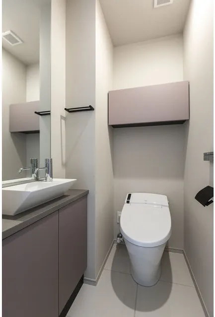 Ansolie Shimokitazawa - Interior - ["Plumbing fixture", "Interior design", "Toilet seat"]