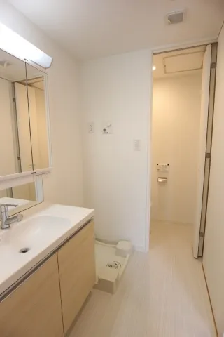 Proud Flat Hatchobori - Interior - ["Flooring", "Floor", "Interior design"]