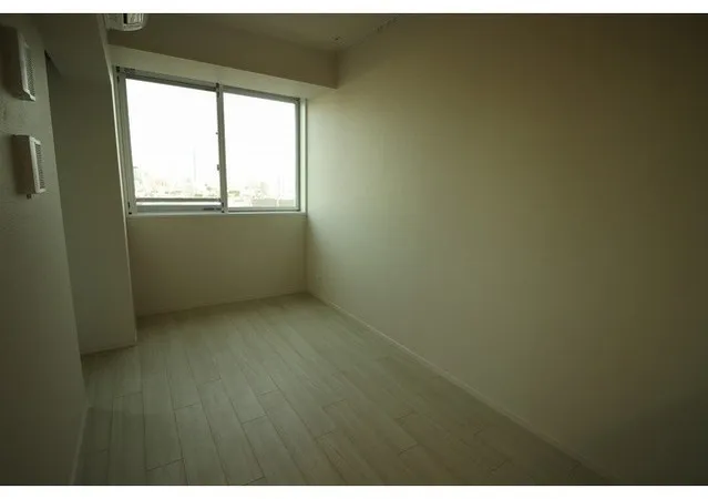 Comforia Shin-Nakano - Interior - ["Property", "Room", "Light"]
