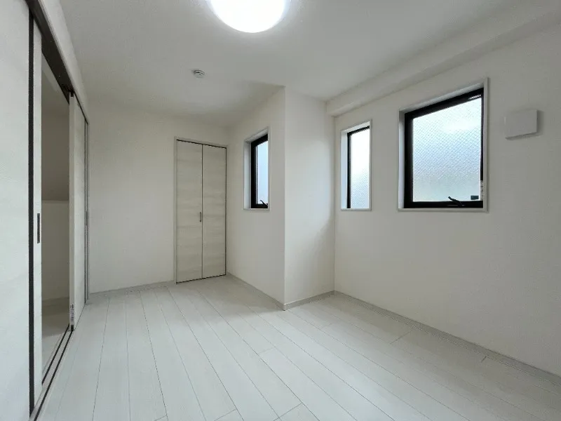 Mare Nishi-Sugamo - Interior - ["Flooring", "Floor", "Wall"]