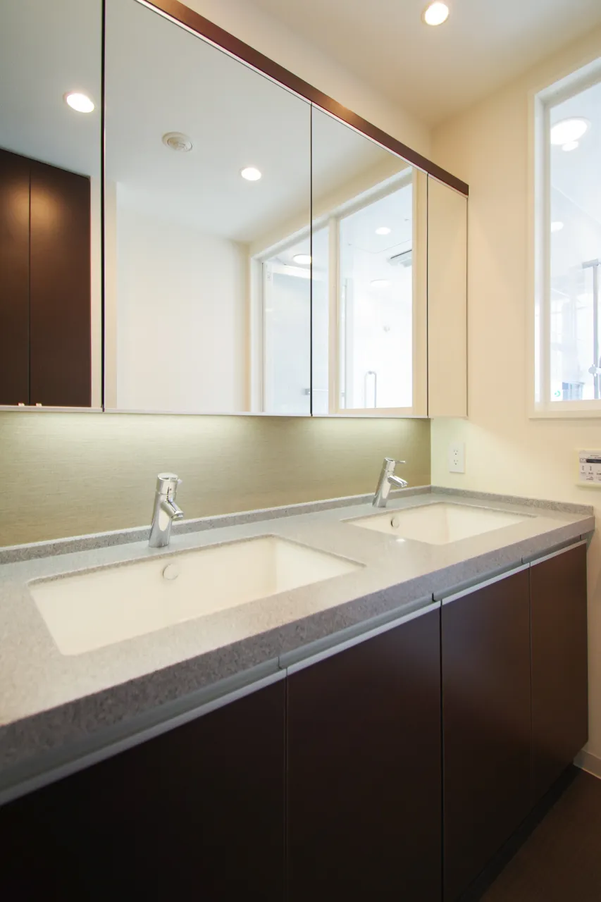Central Park Tower La Tour Shinjuku - Interior - ["Wall", "Interior design", "Bathroom Sink"]