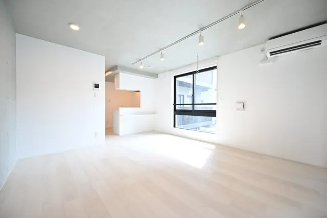 Le Nid Nihonbashi - Interior - []