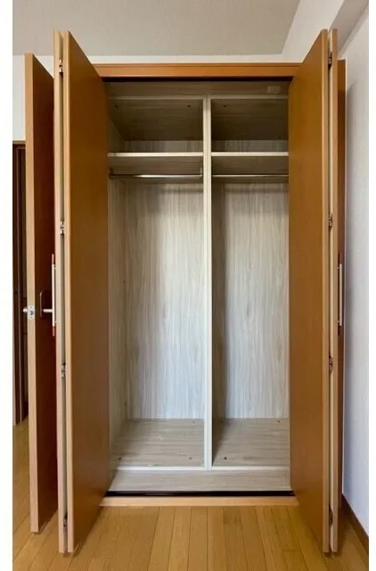 T. Halzion - Interior - ["Wood", "Flooring", "Floor"]