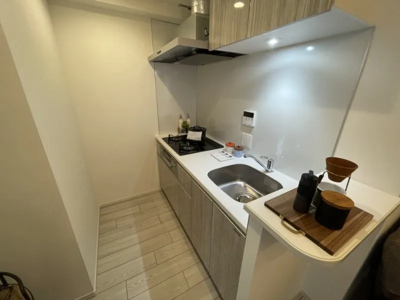 Crevia Rigze Kamata Nishi - Interior - ["Flooring", "Floor", "Apartment"]