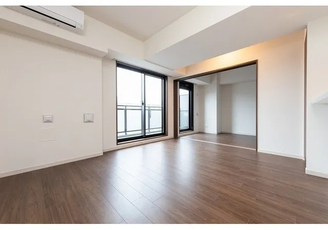 Hulic Narimasu - Interior - ["Flooring", "Floor", "Wood flooring"]