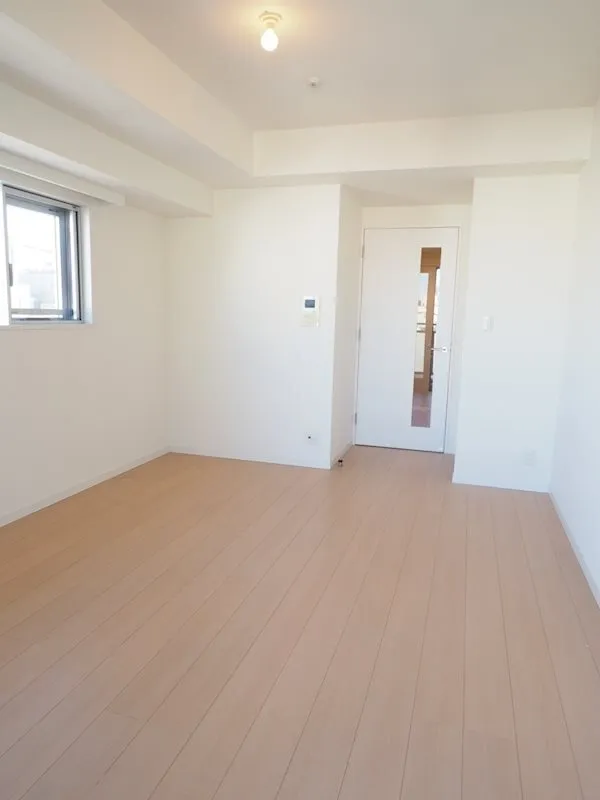 Residia Yotsuya Sanchome - Interior - ["Flooring", "Floor", "Wood"]