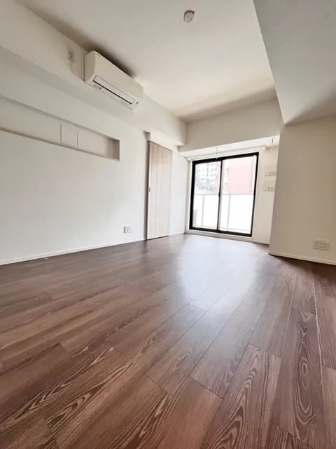 Residia Bunkyo Hongo 4 - Interior - ["Brown", "Building", "Window"]