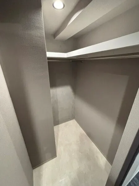 EXAM AKASAKA - Interior - ["Flooring", "Floor", "Ceiling"]