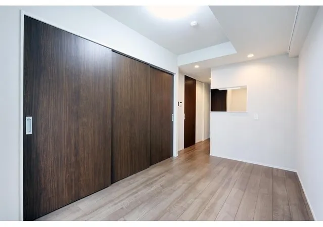 Alpha Prime Toyocho - Interior - ["Flooring", "Wood", "Floor"]