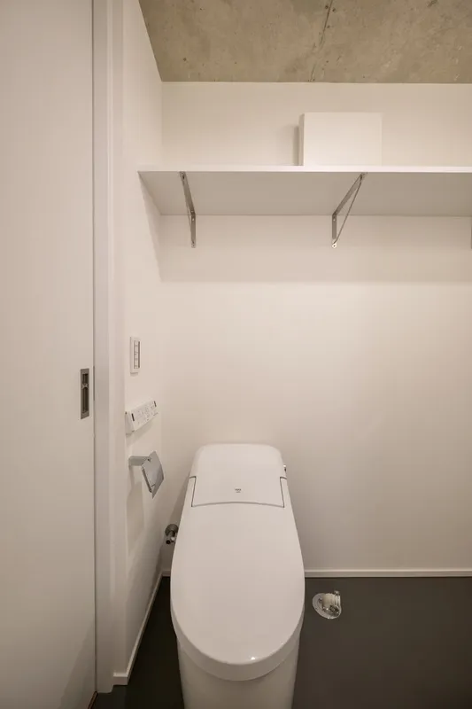 Trias358 - Interior - ["Plumbing fixture", "Flooring", "Floor"]