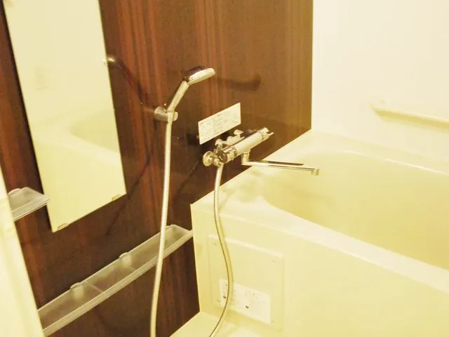 Galicia Shinjuku North - Interior - ["Plumbing fixture", "Flooring", "Floor"]