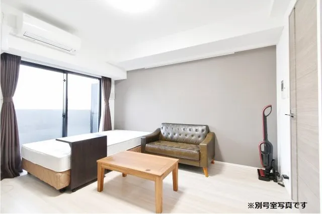 Makes Design Monzen-Nakacho River Place - Interior - ["Furniture", "Flooring", "Interior design"]