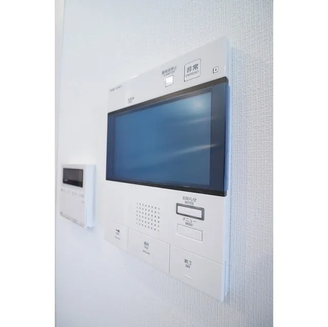 Light Terrace Kinshicho - Interior - ["Product", "Screen", "Electronic device"]