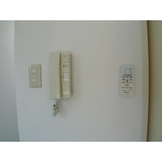 Twin Coat - Other - Interior view 9 Same type room image / current status priority