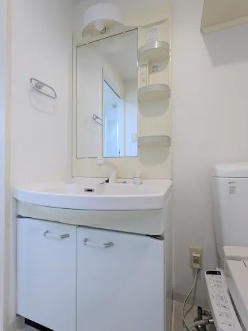 Garden Haginaka - Interior - ["Bathroom Sink", "Plumbing fixture", "Sink"]