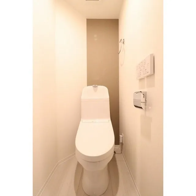 Maison Peony Higashimukojima - Interior - ["Toilet", "Toilet seat", "Property"]
