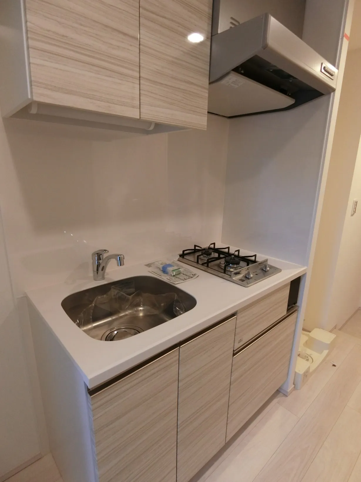 Le Fon Blanche Shinagawa Minamioi - Interior - ["Tap", "Property", "Sink"]