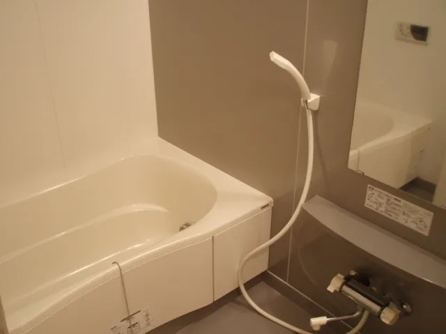Esty Maison Kinshicho II - Interior - ["Flooring", "Plumbing fixture", "Floor"]