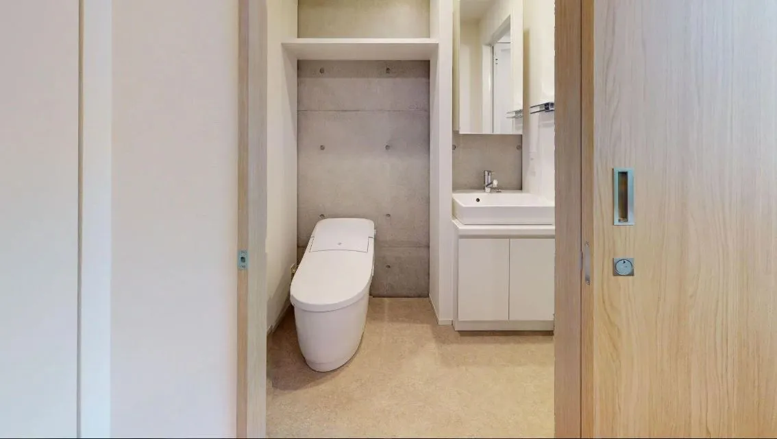 Hmlet Gakugei Daigaku - Interior - ["Flooring", "Floor", "Wall"]