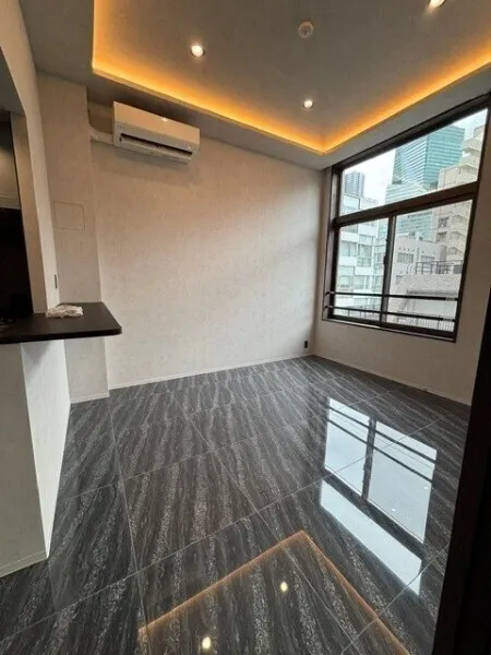 EXAM AKASAKA - Interior - ["Wood", "Flooring", "Floor"]