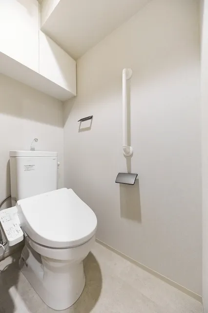 Urbanex Kinshi Park III - Interior - ["Toilet seat", "Toilet", "Plumbing fixture"]