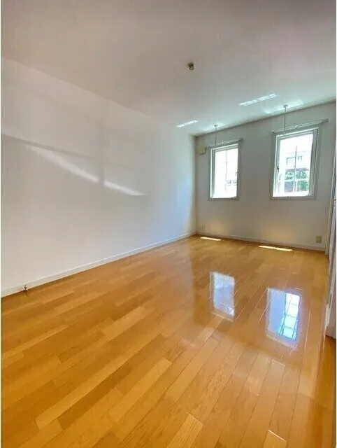 Mill Creek Sakurayama - Interior - ["Floor", "Flooring", "Wood flooring"]