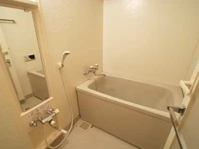 The Tabata House - Interior - ["Plumbing fixture", "Flooring", "Floor"]