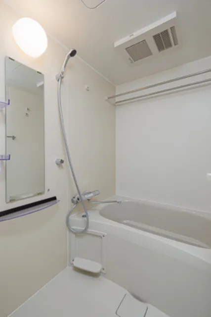 MA Tsukishima - Interior - ["Plumbing fixture", "Bathtub", "Shower head"]