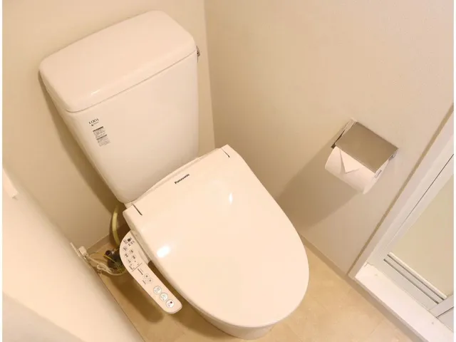 Crevista Musashikoyama - Interior - ["Toilet seat", "Plumbing fixture", "Toilet"]