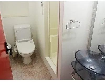 MODULOR Akasaka - Interior - ["Toilet seat", "Toilet", "Bathroom"]