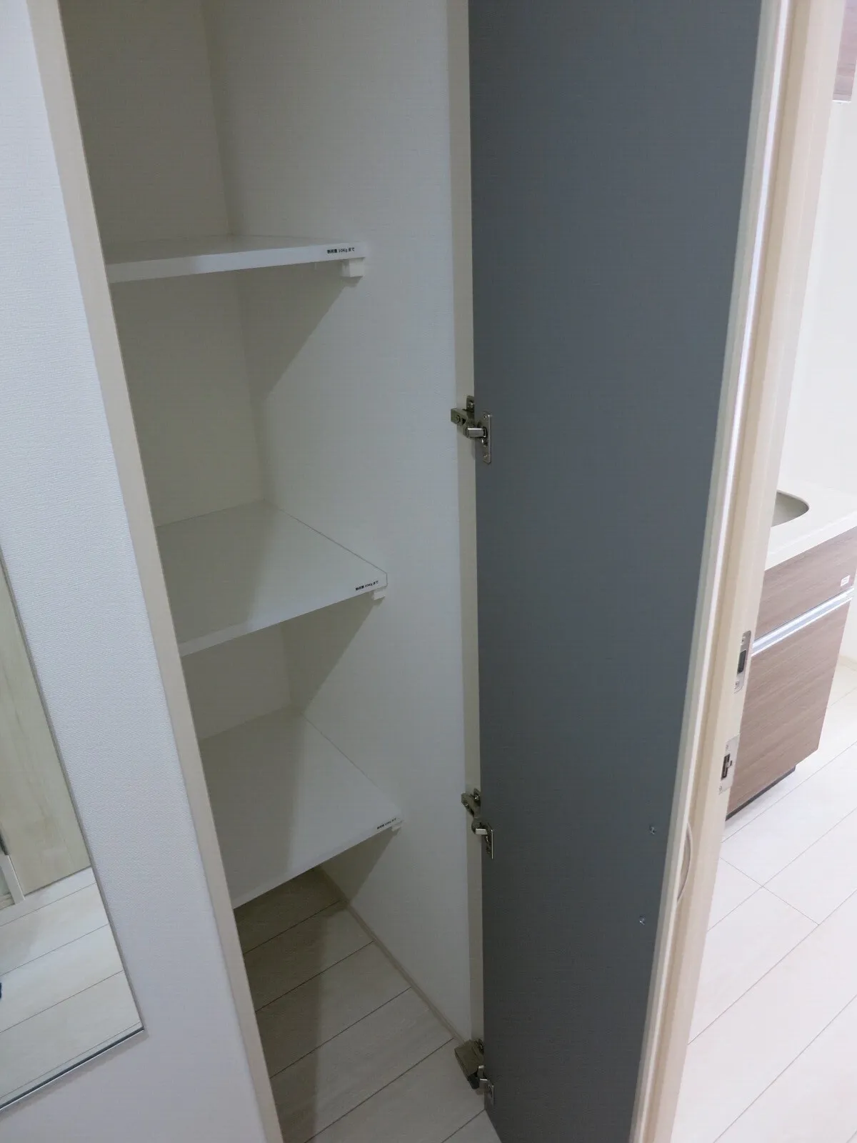Milia Residence Myogadani - Interior - ["Wood", "Flooring", "Floor"]