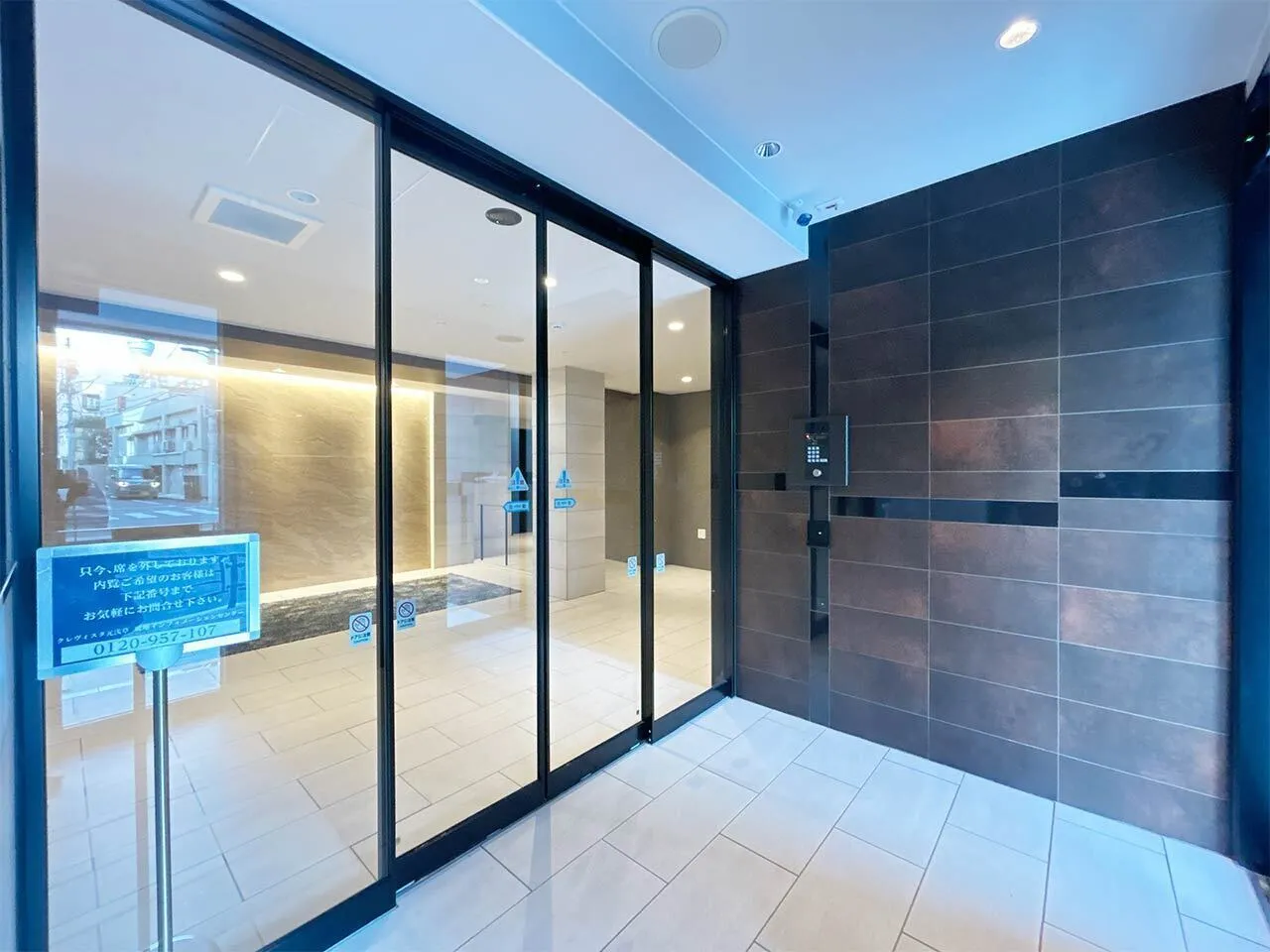 Mynavi STAY Neo Vista Asakusa Tawaramachi - Exterior - ["Flooring", "Floor", "Ceiling"]