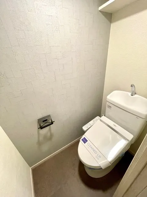 Residia Mejiro - Interior - ["Comfort", "Building", "Toilet"]