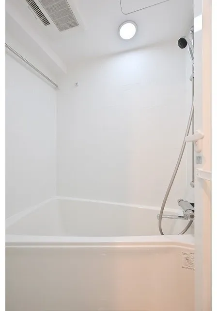 Azil Court Hamamatsucho - Interior - ["Plumbing fixture", "Bathroom", "Bathtub"]