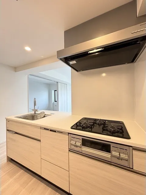 Comforia Liv Nagafukucho - Interior - ["Kitchen", "Kitchen Appliance", "Major appliance"]