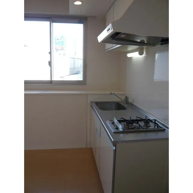 Breezvale Higashiyama - Interior - ["Kitchen sink", "Cabinetry", "Sink"]