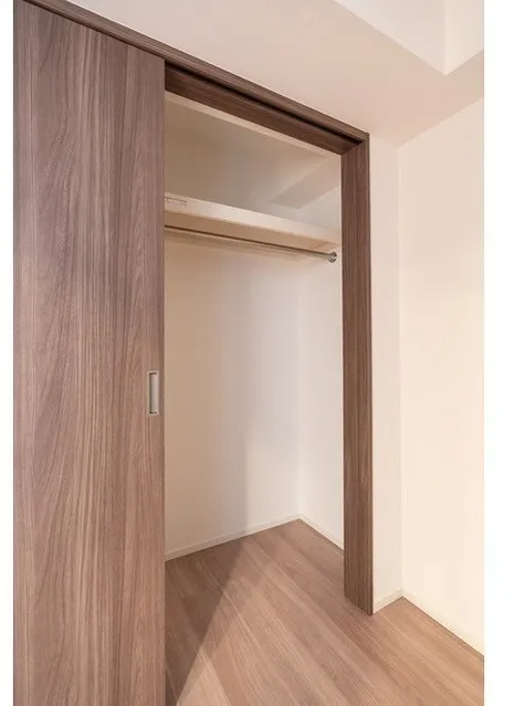 Comforia Takenotsuka East - Interior - ["Wood", "Flooring", "Floor"]