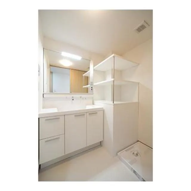 Nishi Ogi HILLS - Interior - ["Property", "Room", "Furniture"]