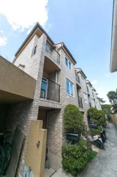 Belle Maison (3 Floor Maisonette) - Exterior - Exterior View