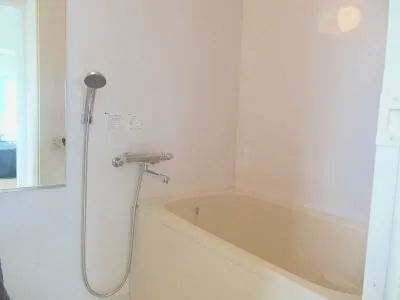 Castalia Nakameguro - Interior - ["Plumbing fixture", "Tap", "Bathroom"]