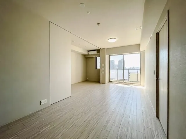 Royal Parks Ariake - Interior - ["Flooring", "Floor", "Interior design"]