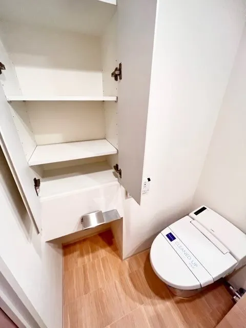 Residia Bunkyo Hongo 4 - Interior - ["Building", "Wood", "Comfort"]