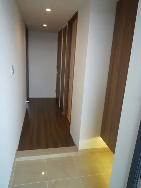 Maison Calme - Interior - ["Fixture", "Wood", "Building"]