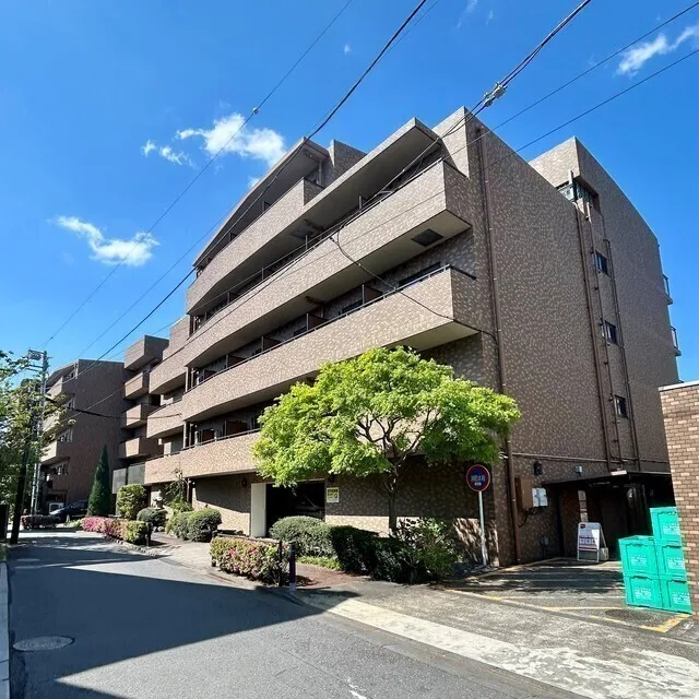 Win Garden Tokiwadai - Exterior - ["Sidewalk", "Tar", "Subcompact car"]